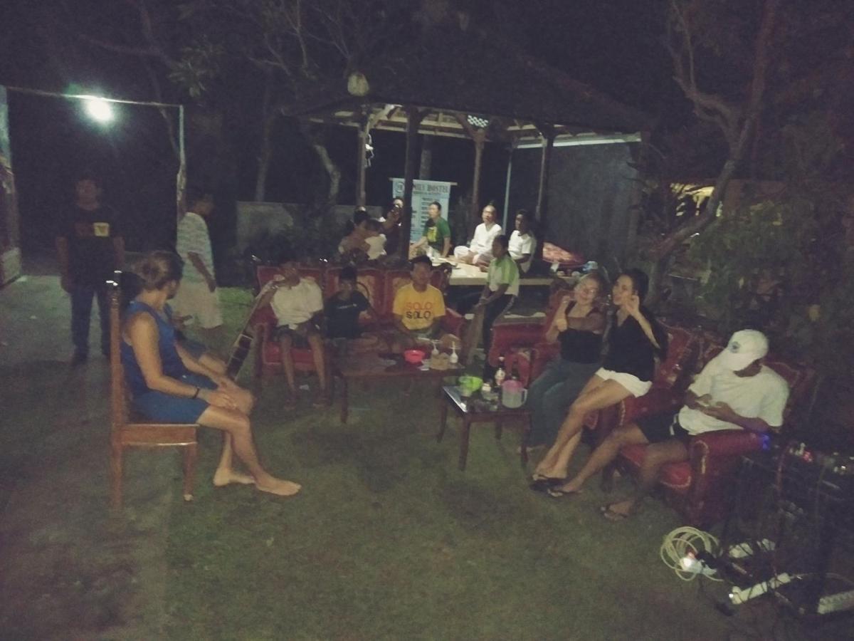 Lovina Family Hostel מראה חיצוני תמונה