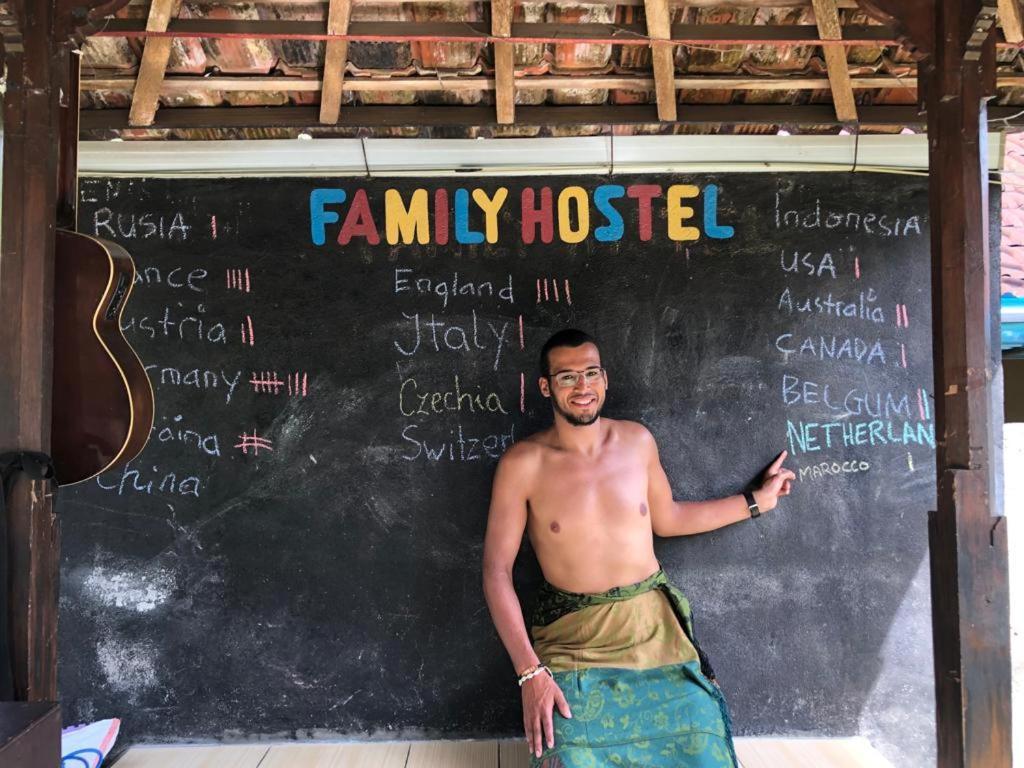 Lovina Family Hostel מראה חיצוני תמונה