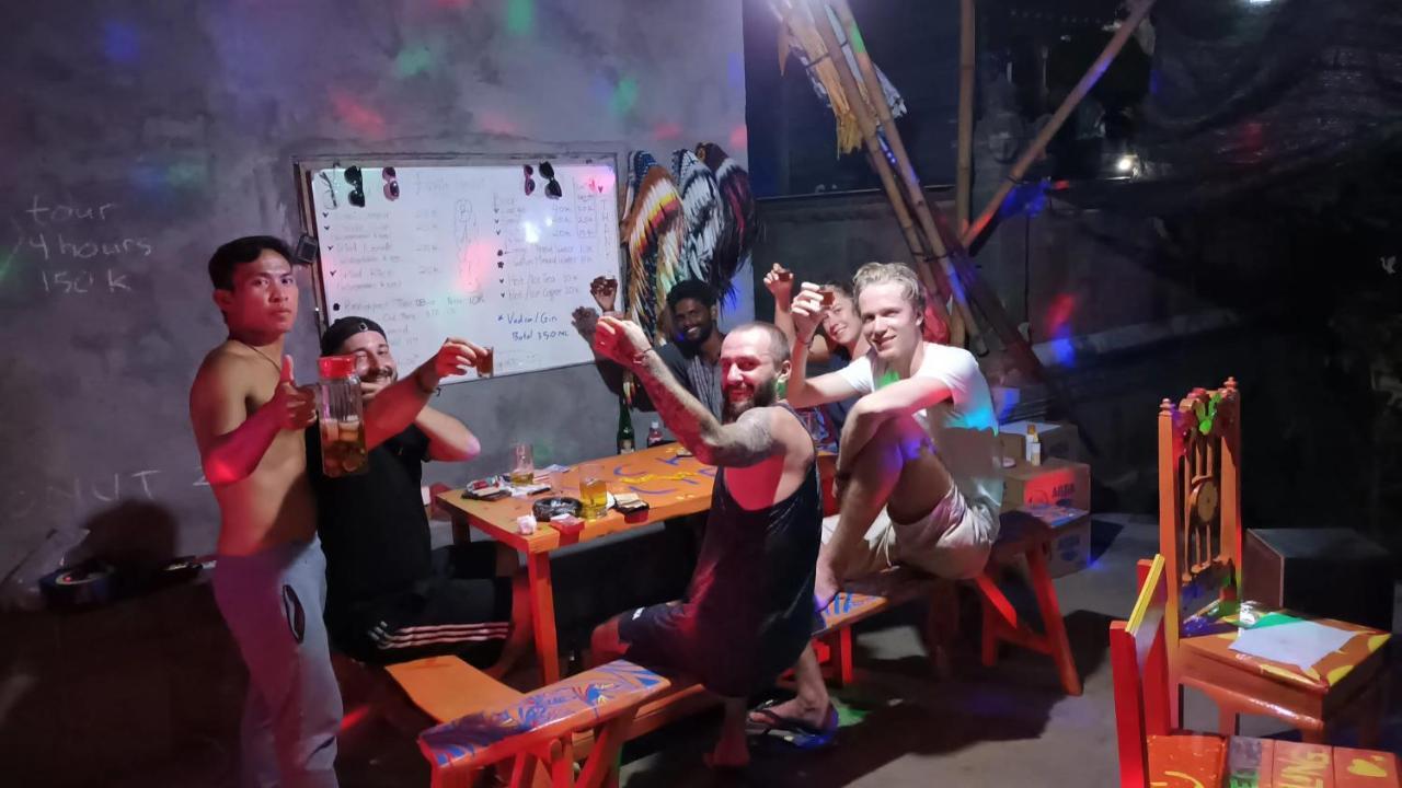 Lovina Family Hostel מראה חיצוני תמונה