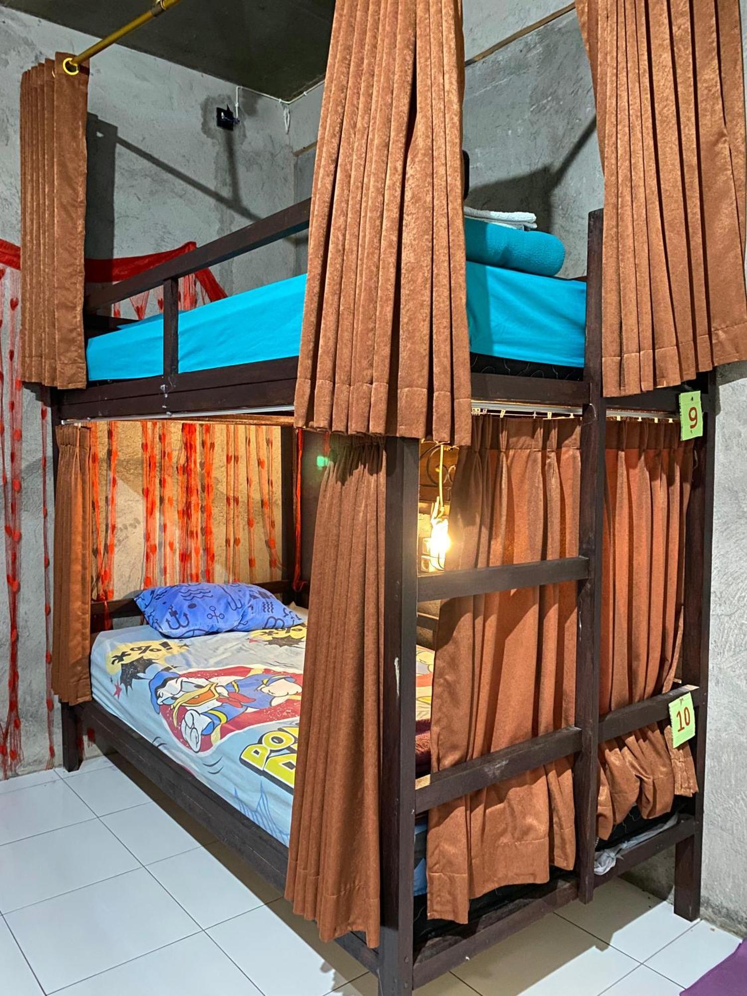 Lovina Family Hostel מראה חיצוני תמונה